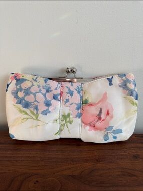 Lulu Townsend Floral Bow Frame Clutch Crossbody